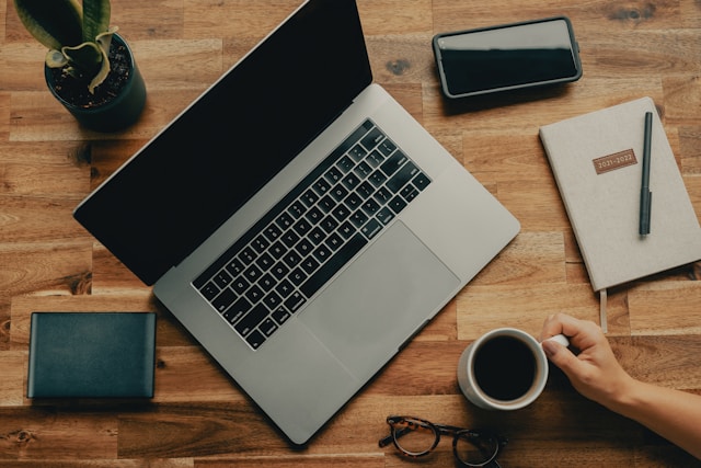 Mastering the Art of Writing a Thank You Email After an Interview logo
